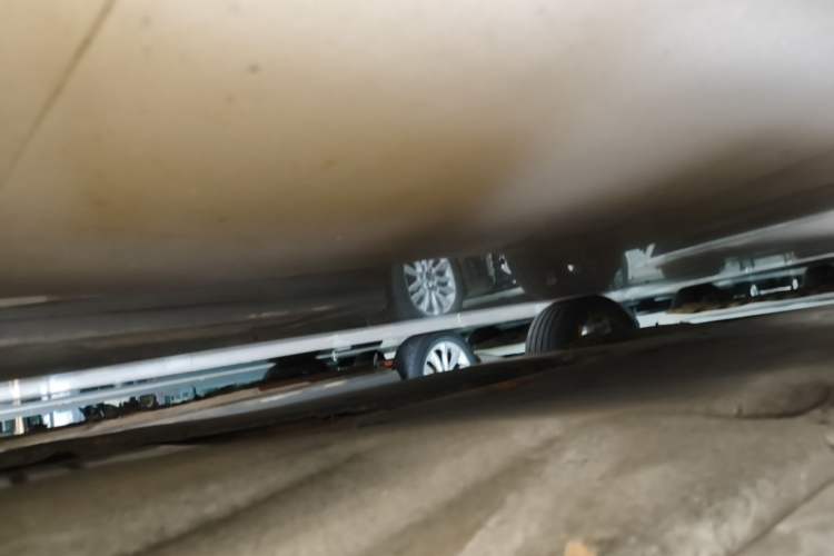 Used Volkswagen Magotan 2018 330TSI DSG Advanced Model Right Side Sill