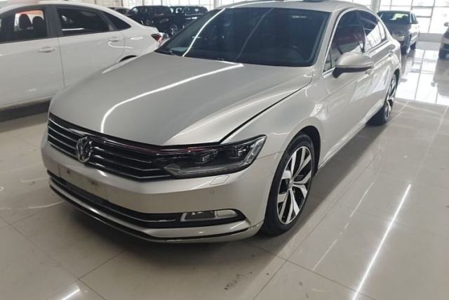 Volkswagen Magotan 2018 330TSI DSG Luxury Model d’occasion