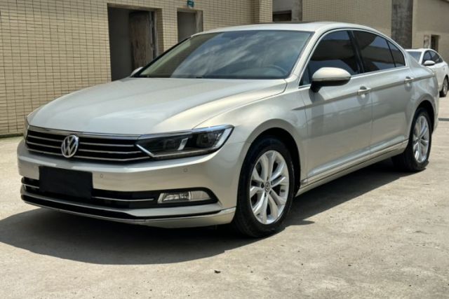 Used Volkswagen Magotan 2018 Facelift 330TSI DSG Luxury Model