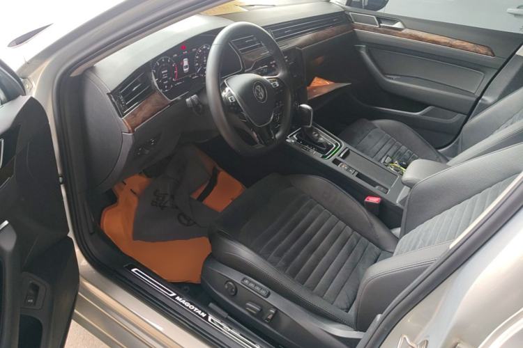 Used Volkswagen Magotan 2018 330TSI DSG Luxury Model Driver Seat