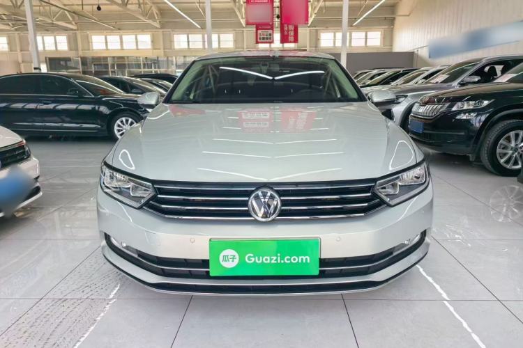 Used Volkswagen Magotan 2018 330TSI DSG Advanced Model Exterior 1