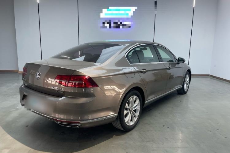 Used Volkswagen Magotan 2018 330TSI DSG Luxury Model Exterior 6