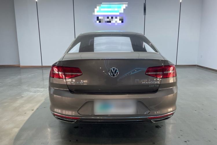 Used Volkswagen Magotan 2018 330TSI DSG Luxury Model Exterior 7
