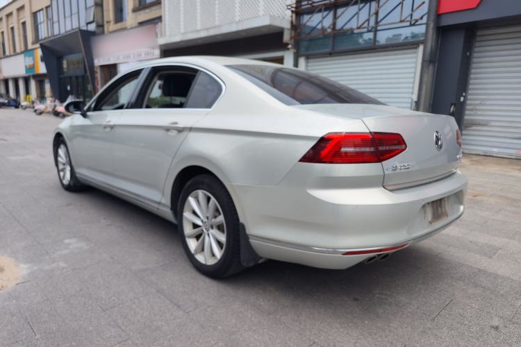 Used Volkswagen Magotan 2018 330TSI DSG Advanced Model Exterior 8