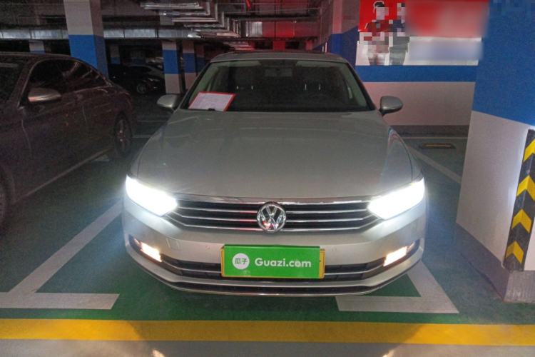 Used Volkswagen Magotan 2018 330TSI DSG Advanced Model Front