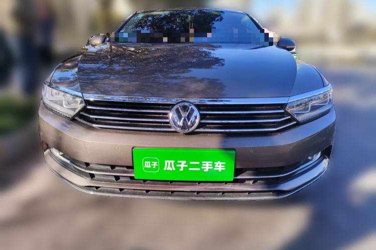 Used Volkswagen Magotan 2018 330TSI DSG Luxury Model Front