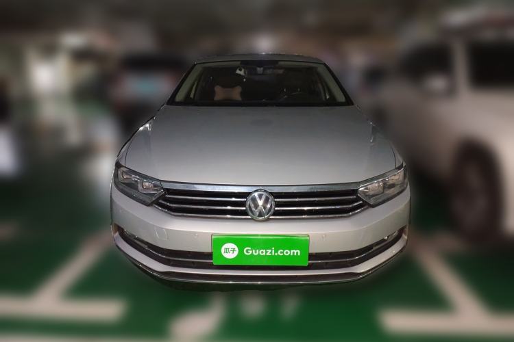 Used Volkswagen Magotan 2018 Facelift 330TSI DSG Luxury Model Front