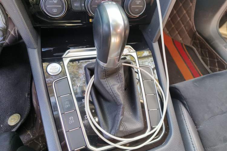 Used Volkswagen Magotan 2018 330TSI DSG Luxury Model Gear Lever