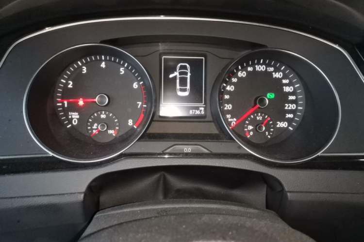 Used Volkswagen Magotan 2018 330TSI DSG Advanced Model Instrument Cluster