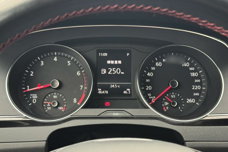 Used Volkswagen Magotan 2018 330TSI DSG Luxury Model Instrument Cluster