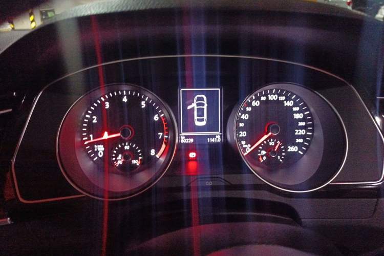 Used Volkswagen Magotan 2018 330TSI DSG Luxury Model Instrument Cluster