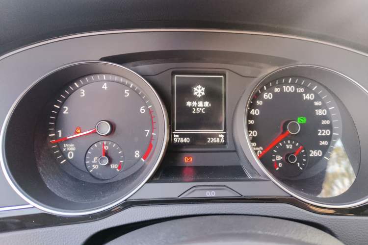 Used Volkswagen Magotan 2018 330TSI DSG Luxury Model Instrument Cluster