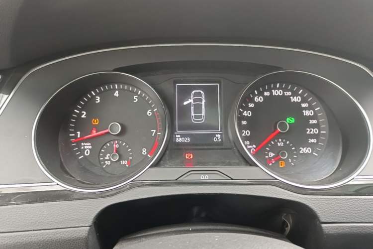 Used Volkswagen Magotan 2018 330TSI DSG Advanced Model Instrument Cluster