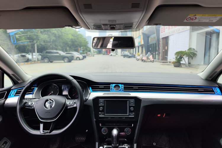 Used Volkswagen Magotan 2018 330TSI DSG Advanced Model Interior 12