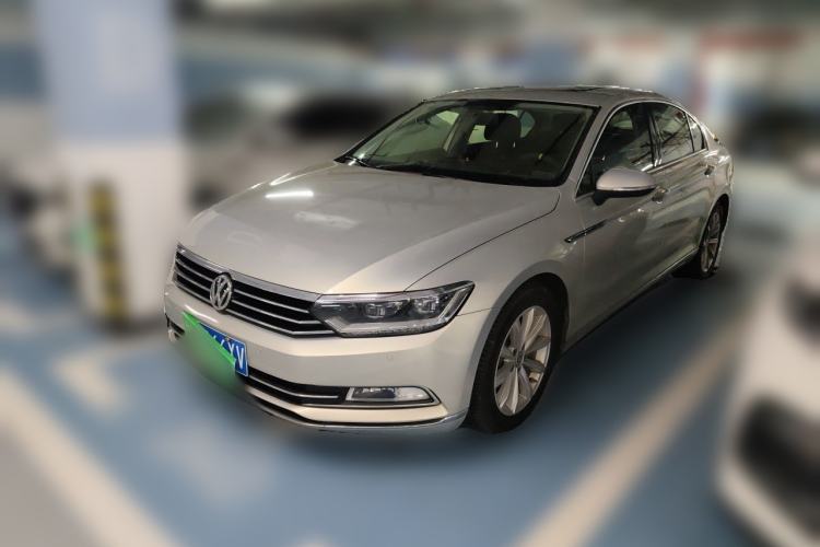 Used Volkswagen Magotan 2018 330TSI DSG Advanced Model Guazi used car, China used car export, Used car for sale, Used cars, Cheapest cars for sale