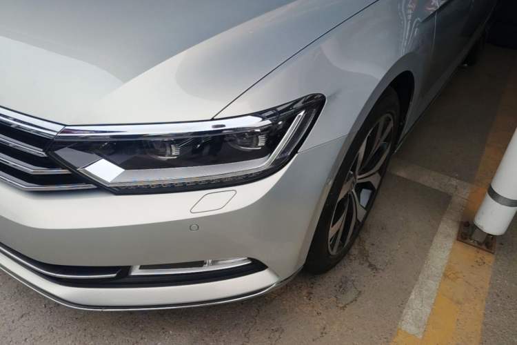 Used Volkswagen Magotan 2018 330TSI DSG Luxury Model Left Front Headlight