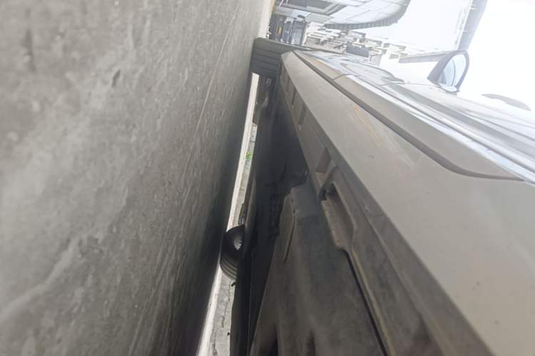 Used Volkswagen Magotan 2018 330TSI DSG Advanced Model Left Side Sill
