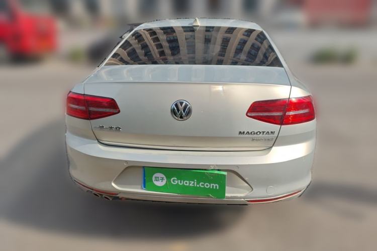 Used Volkswagen Magotan 2018 280TSI DSG Comfort Model Rear