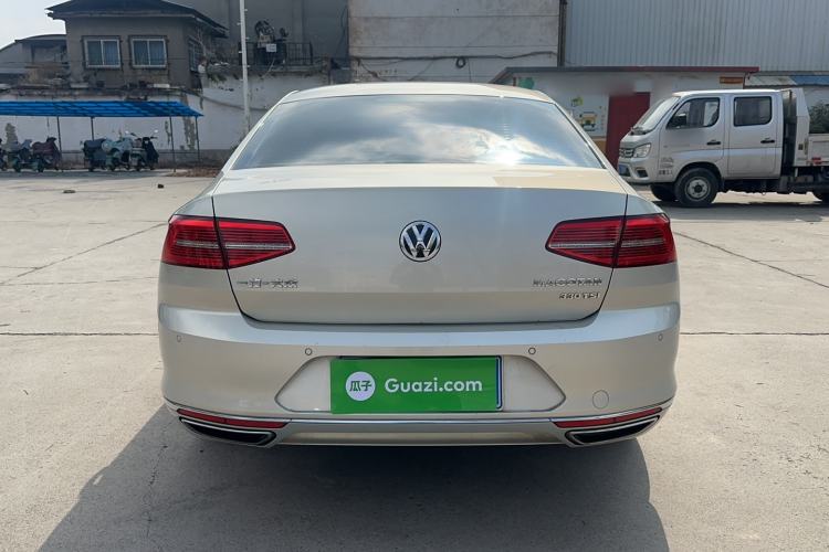 Used Volkswagen Magotan 2018 Facelift 330TSI DSG Luxury Model Rear