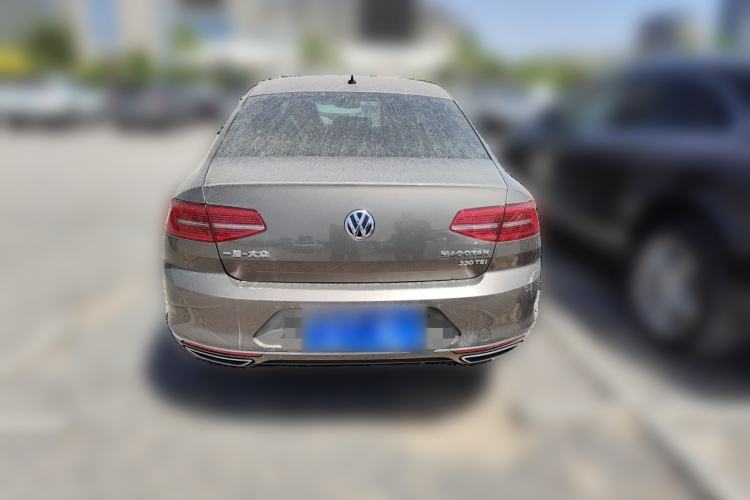 Used Volkswagen Magotan 2018 330TSI DSG Luxury Model Rear