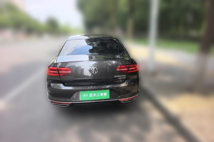 Used Volkswagen Magotan 2018 330TSI DSG Luxury Model Rear