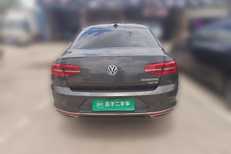 Used Volkswagen Magotan 2018 330TSI DSG Luxury Model Rear