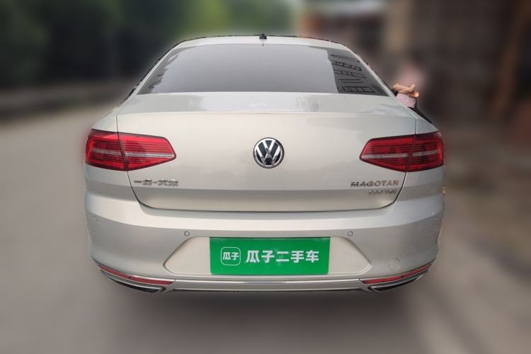 Used Volkswagen Magotan 2018 380TSI DSG Prestige Model Rear