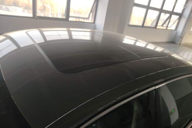 Used Volkswagen Magotan 2018 330TSI DSG Luxury Model Roof