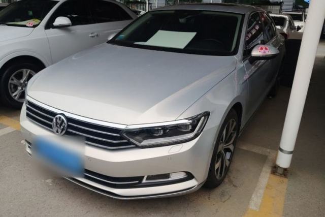 Used Volkswagen Magotan 2018 330TSI DSG Luxury Model