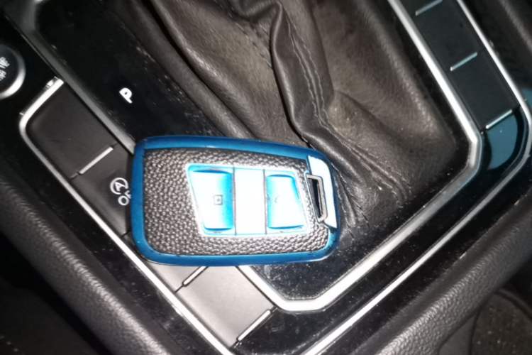 Used Volkswagen Magotan 2018 330TSI DSG Advanced Model Vehicle Key