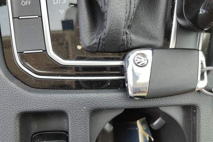 Used Volkswagen Magotan 2018 330TSI DSG Luxury Model Vehicle Key