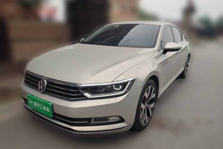 Used Volkswagen Magotan 2018 380TSI DSG Prestige Model Guazi used car, China used car export, Used car for sale, Used  cars, Cheapest cars for sale