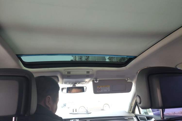 Used Volkswagen Magotan 2018 380TSI DSG Luxury Model Headliner