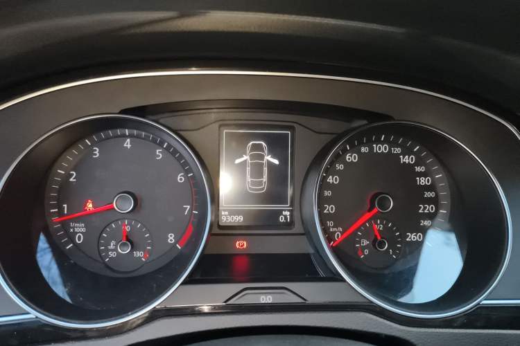 Used Volkswagen Magotan 2018 330TSI DSG Luxury Model Instrument Cluster