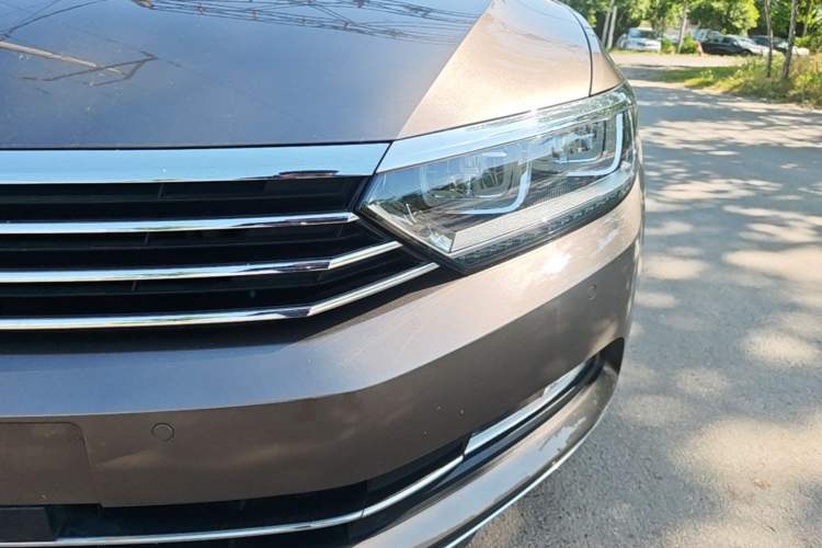Used Volkswagen Magotan 2018 330TSI DSG Luxury Model Left Front Headlight