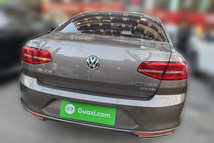 Used Volkswagen Magotan 2018 330TSI DSG Luxury Model Rear