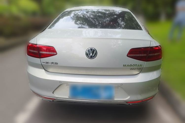 Used Volkswagen Magotan 2018 330TSI DSG Luxury Model Rear