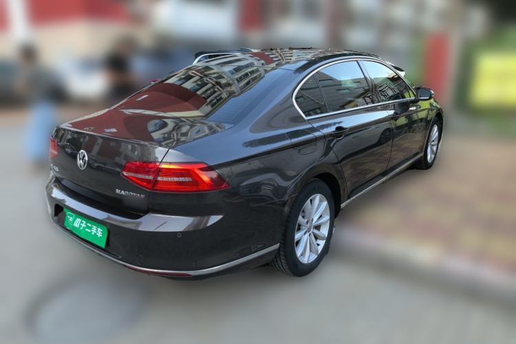 Used Volkswagen Magotan 2018 330TSI DSG Advanced Model Rear Right 45 Deg