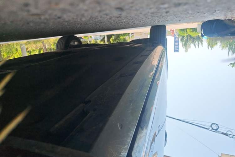 Used Volkswagen Magotan 2018 330TSI DSG Luxury Model Right Side Sill
