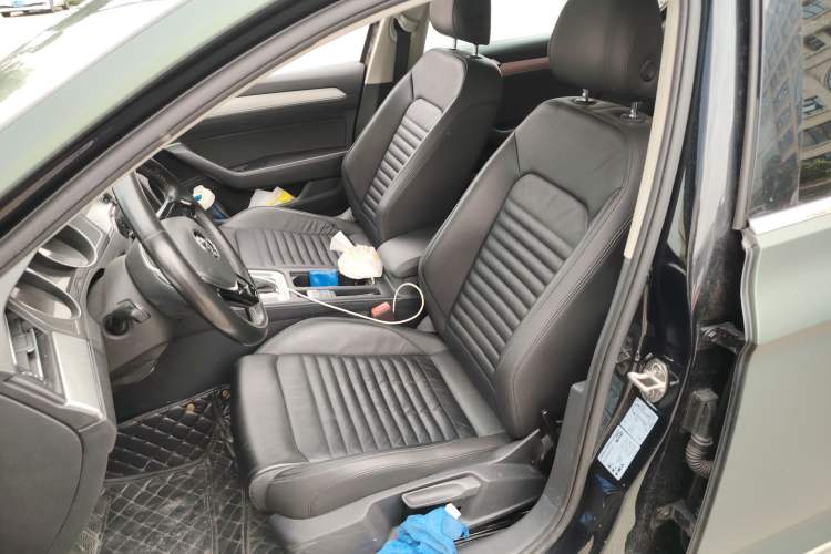 Used Volkswagen Magotan 2018 280TSI DSG Comfort Model Left Front Seat