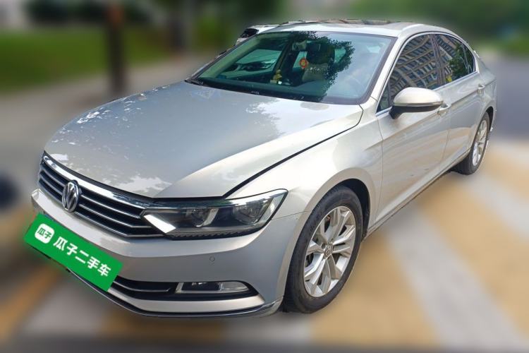 Używany Volkswagen Magotan 2018 330TSI DSG Luxury Model Guazi used car, China used car export, Used car for sale, Used cars, Cheapest cars for sale