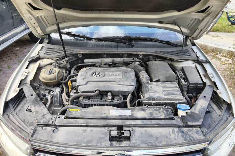 Used Volkswagen Magotan 2018 380TSI DSG Flagship Edition Engine Bay