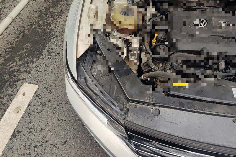 Used Volkswagen Magotan 2018 330TSI DSG Advanced Model Engine Bay Right