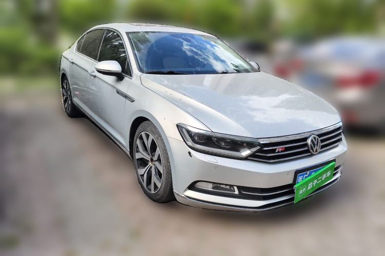 Used Volkswagen Magotan 2018 380TSI DSG Flagship Edition Front Right 45 Deg