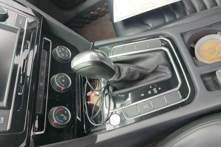 Used Volkswagen Magotan 2018 330TSI DSG Advanced Model Gear Lever
