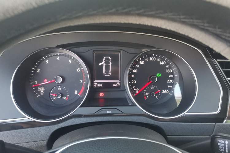 Used Volkswagen Magotan 2018 380TSI DSG Luxury Model Instrument Cluster