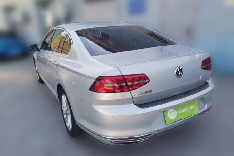 Used Volkswagen Magotan 2018 380TSI DSG Luxury Model Rear Left 45 Deg