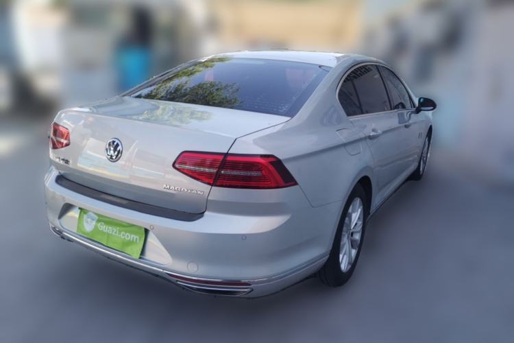 Used Volkswagen Magotan 2018 380TSI DSG Luxury Model Rear Right 45 Deg