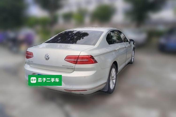 Used Volkswagen Magotan 2018 330TSI DSG Advanced Model Rear Right 45 Deg