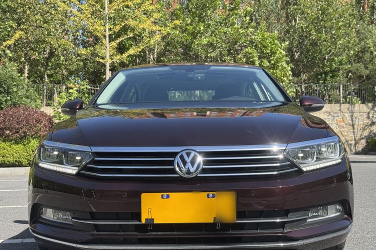 Used Volkswagen Magotan 2018 330TSI DSG Luxury Model Exterior 1